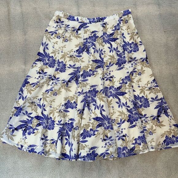 St. John Collection Skirt Size 10 Silk Blend Floral Lined Cream Blue Rare - Picture 5 of 11